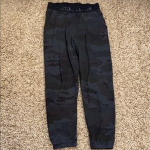Victoria’s Secret Camo Sweatpants Joggers